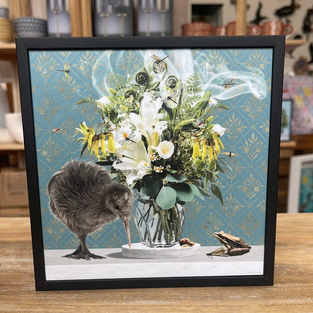 'Smoking Hot Kiwi' by Sue Skellern